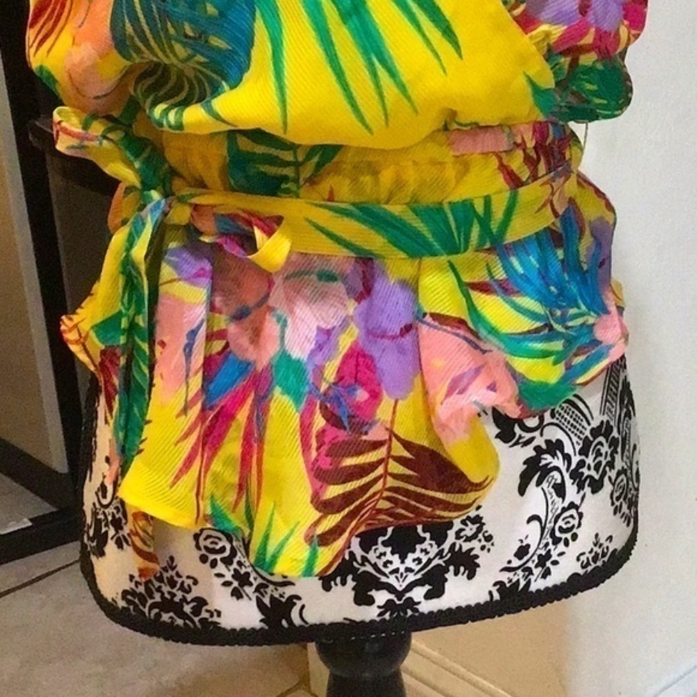 GUESS, yellow blouse, size XS - Picture 5 of 7